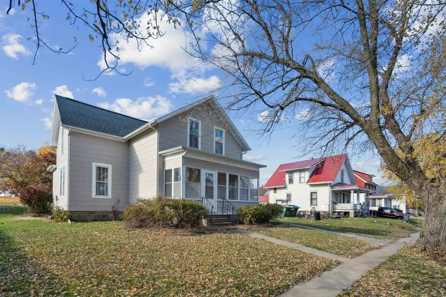 605 Washington Street, Victor, IA 52347 - #3