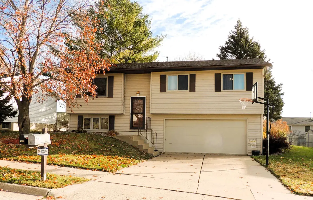 1650 Alicia Street, Dubuque, IA 52002 - Image #1