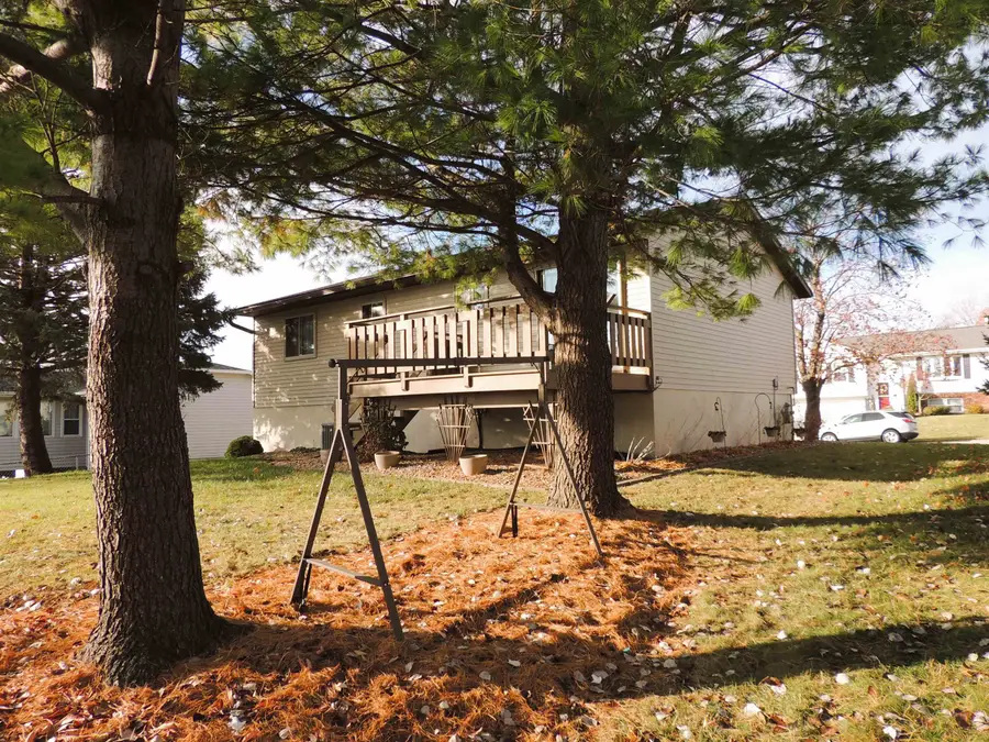 1650 Alicia Street, Dubuque, IA 52002 - Image #3