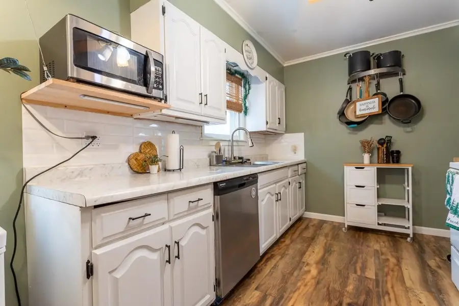 105 Cherokee Drive, Dubuque, IA 52003 - Image #3