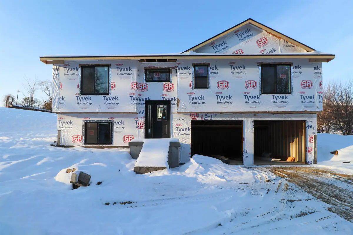 227 Olympic Heights Road, Dubuque, IA 52001 - Image #1