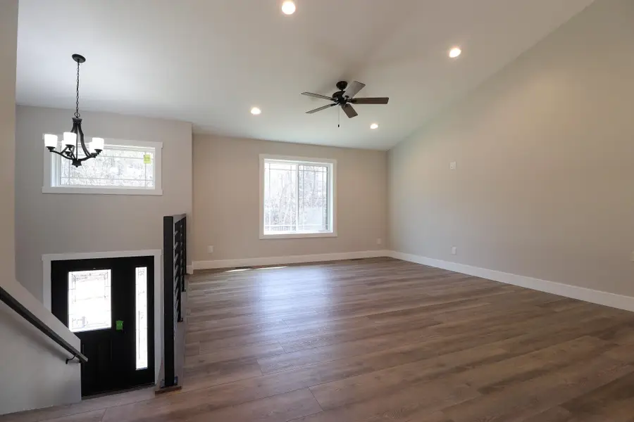 227 Olympic Heights Road, Dubuque, IA 52001 - #2