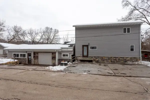 1212 Miller Road, Dubuque, IA 52003