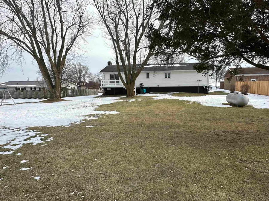 951 Parkview Drive, Holy Cross, IA 52053 - Image #3