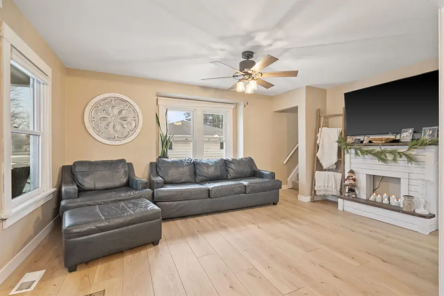 115 S Main Street, Dundee, IA 52038 - Image #3