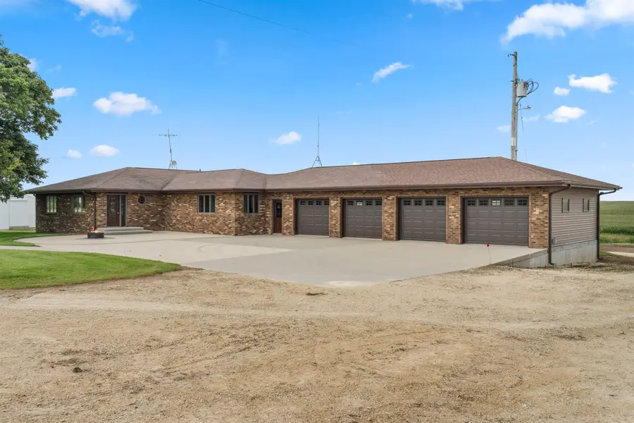 1693 265th Avenue, Earlville, IA 52041 - Image #3