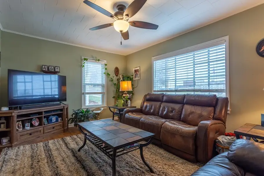 89 Hill Street, Dubuque, IA 52001 - Image #2