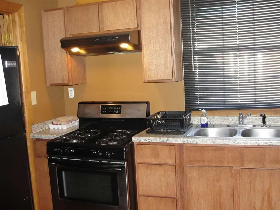 526 Menominee Street, East Dubuque, IL 61025 - Image #2