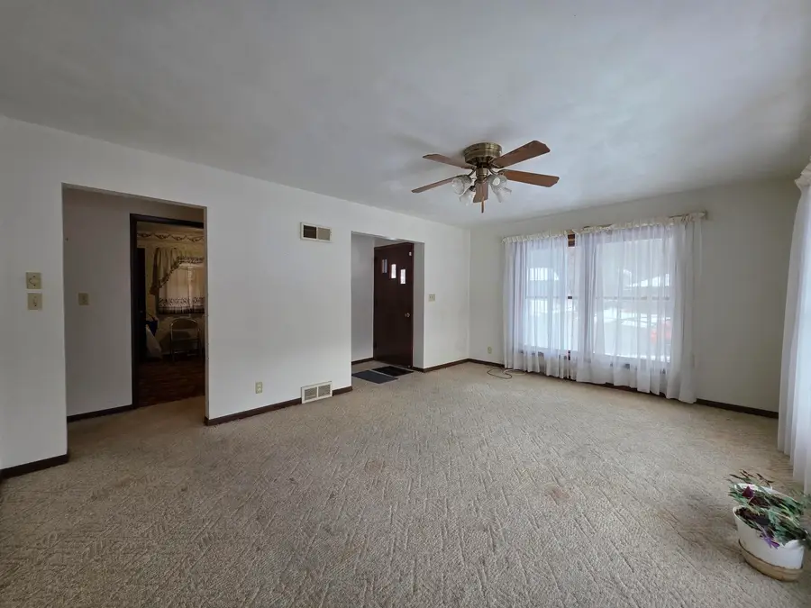 610 Kurt Court, Dubuque, IA 52001 - Image #3