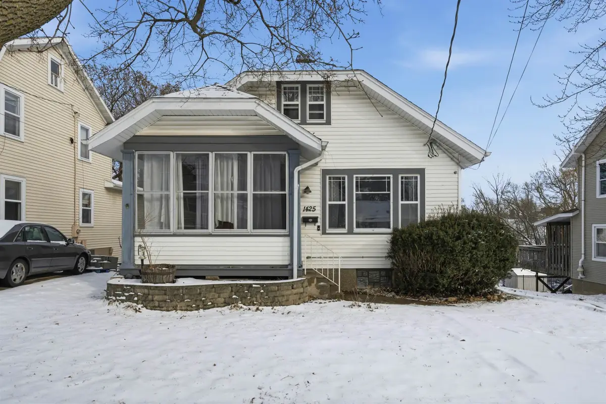 1425 Curtis Street, Dubuque, IA 52003 - Image #1