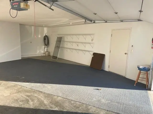 2315 Pasadena Drive, Dubuque, IA 52001 - Image #3