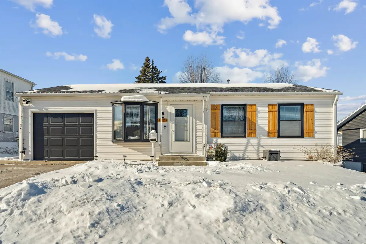 1723 Richie Drive, Dubuque, IA 52002 - Image #1