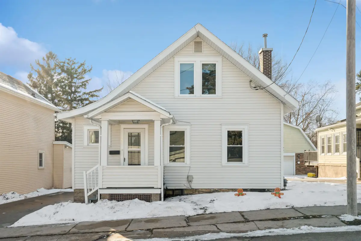 757 Roberts Street, Dubuque, IA 52001 - Image #1