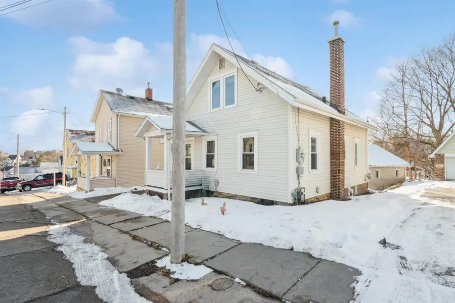 757 Roberts Street, Dubuque, IA 52001 - Image #2