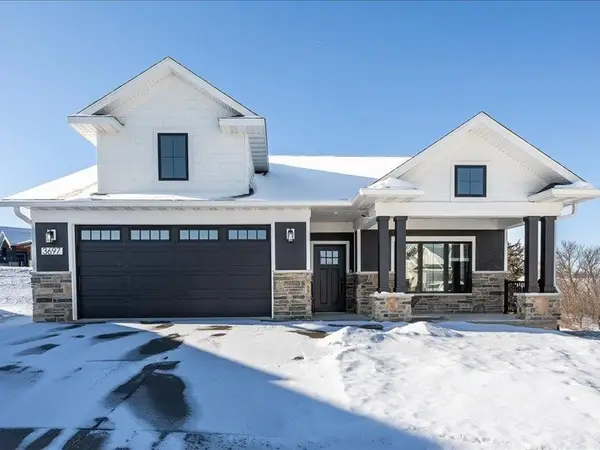 3697 Lasso Court, Dubuque, IA 52002