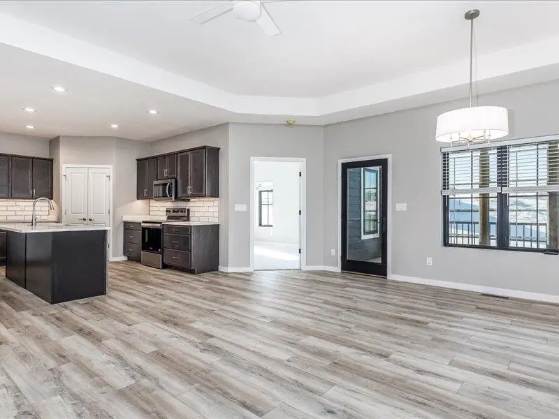 3697 Lasso Court, Dubuque, IA 52002 - Image #3