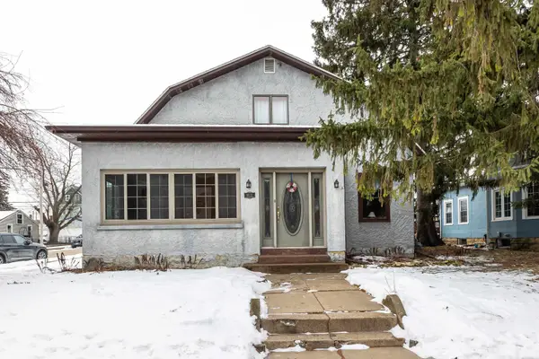 922 Lincoln Avenue, Dubuque, IA 52001