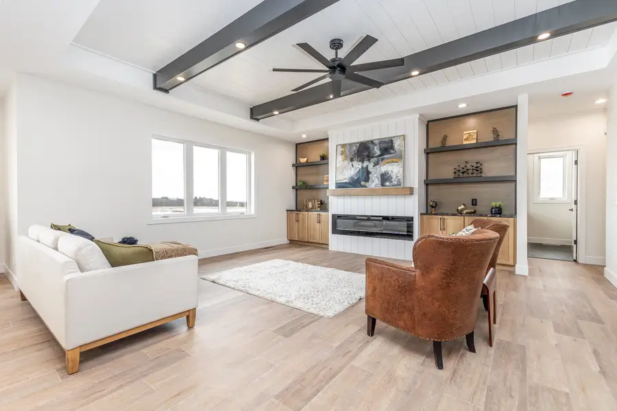 4461 Barnwood Lane, Dubuque, IA 52002 - Image #3