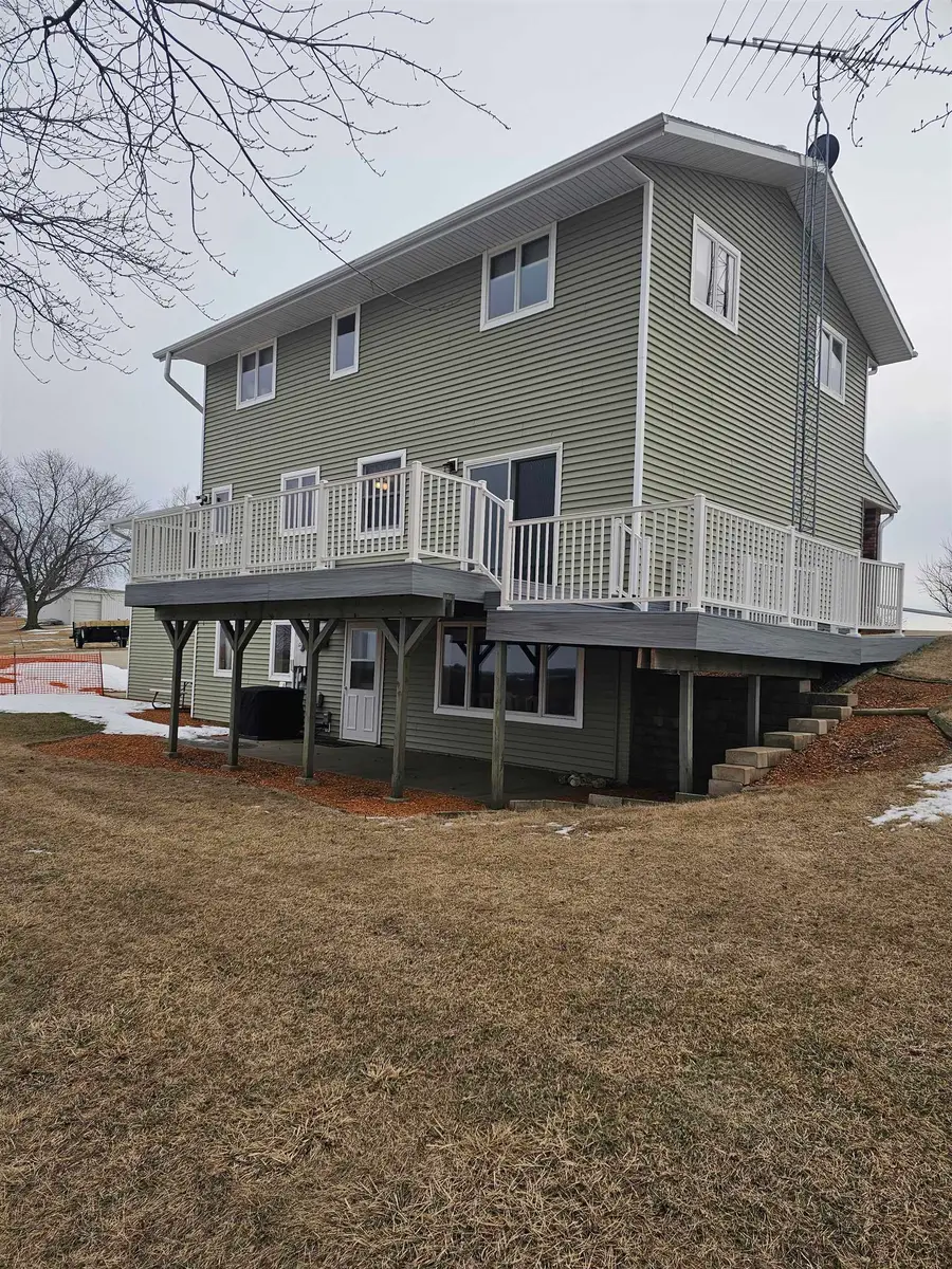 18927 RTE 3 Highway, Durango, IA 52039 - Image #2