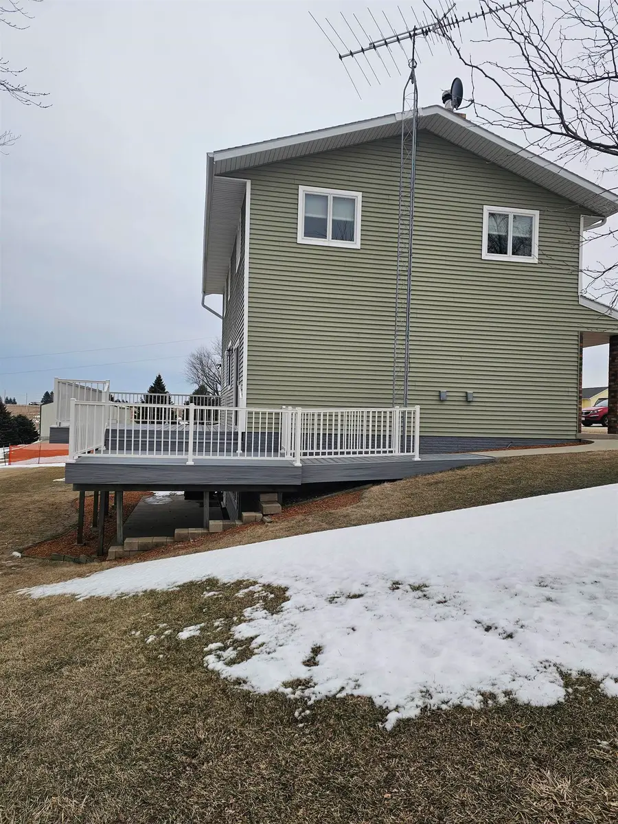 18927 RTE 3 Highway, Durango, IA 52039 - Image #3