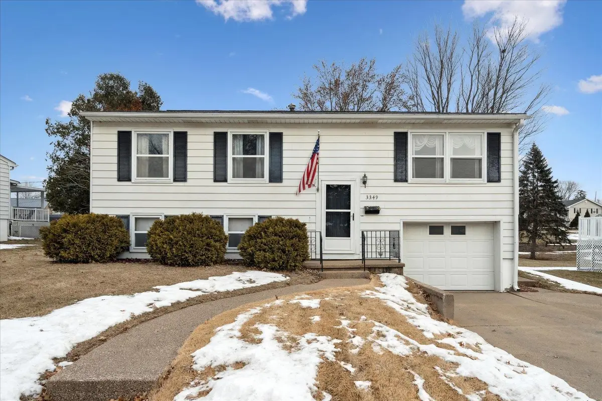 3349 Kaufmann Avenue, Dubuque, IA 52001 - Image #1