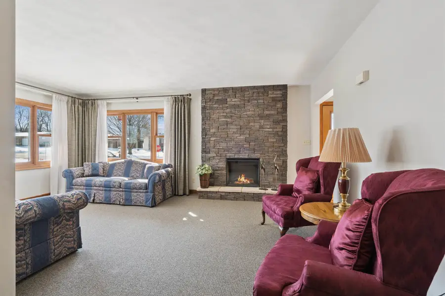 1324 2nd Ave SE, Dyersville, IA 52040 - Image #2