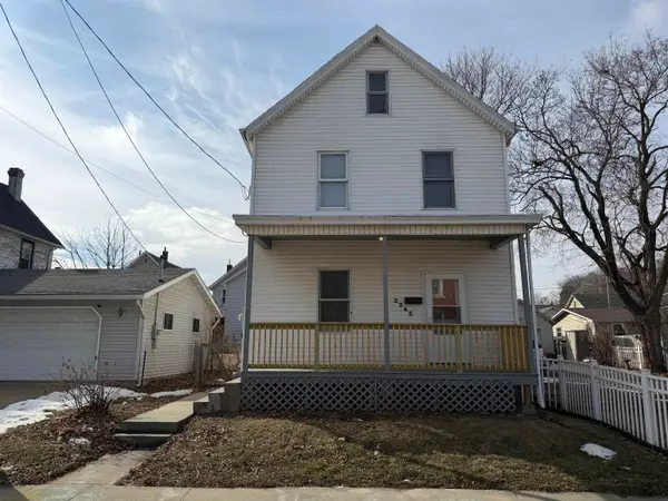 2243 White Street, Dubuque, IA 52001