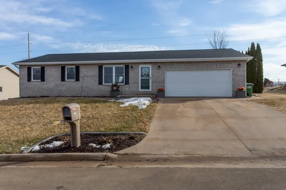 568 Walnut Ridge Street, Peosta, IA 52068 - #1