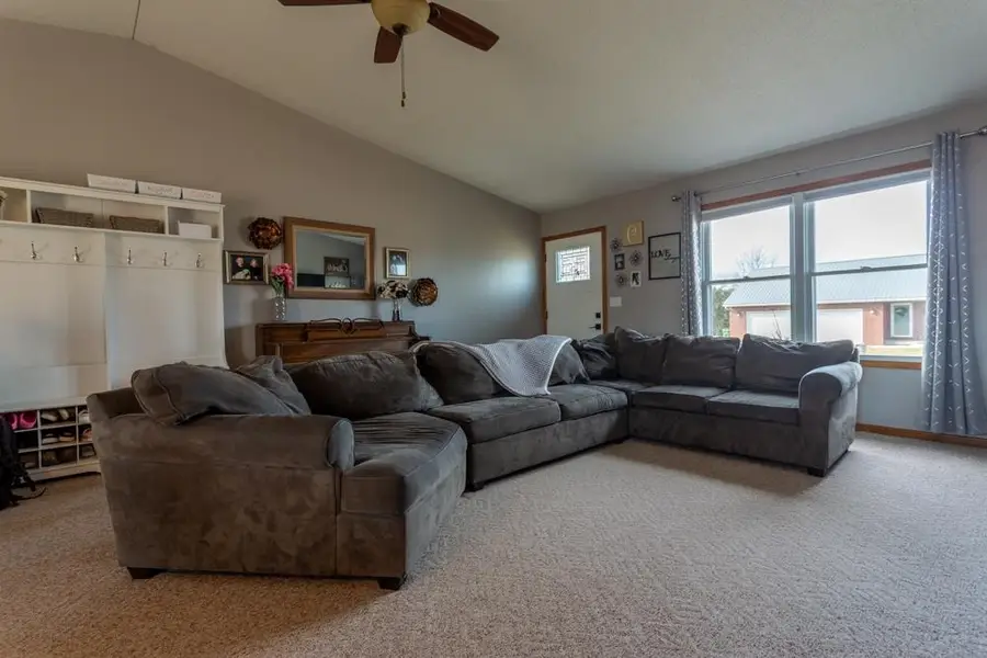 568 Walnut Ridge Street, Peosta, IA 52068 - #3