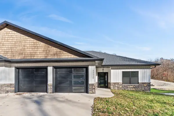22239 255th Street, Delhi, IA 52223-0000