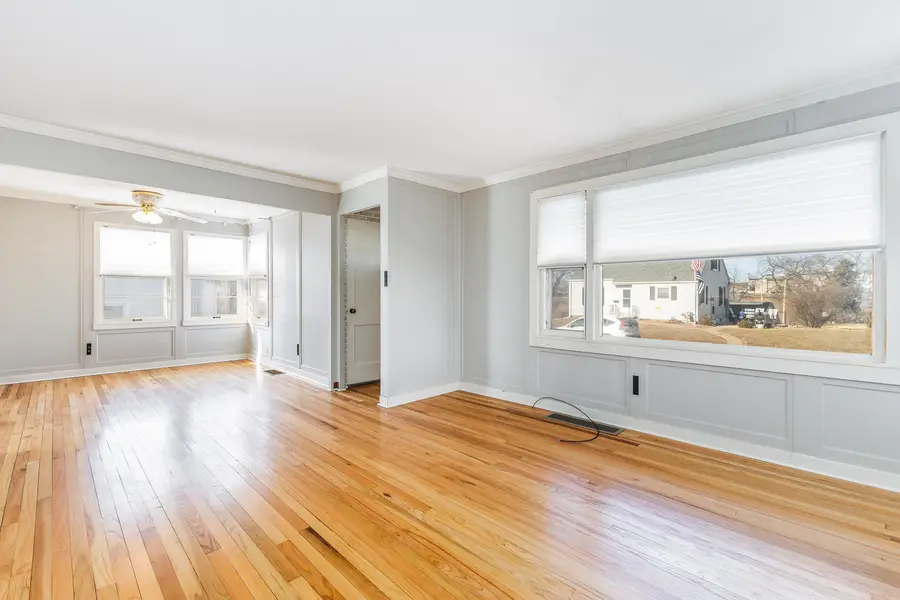 124 Cherokee Drive, Dubuque, IA 52003 - #2