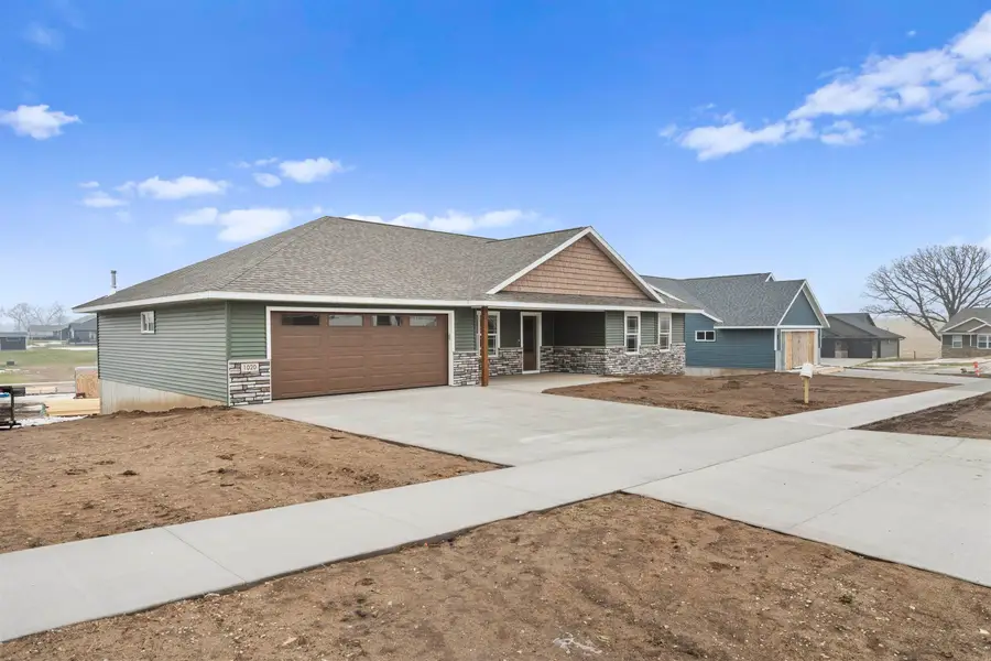 1020 Sage Oak Circle, Manchester, IA 52057 - #3