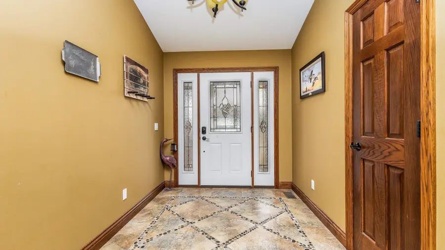 2285 Julia Drive, Dubuque, IA 52002 - #2