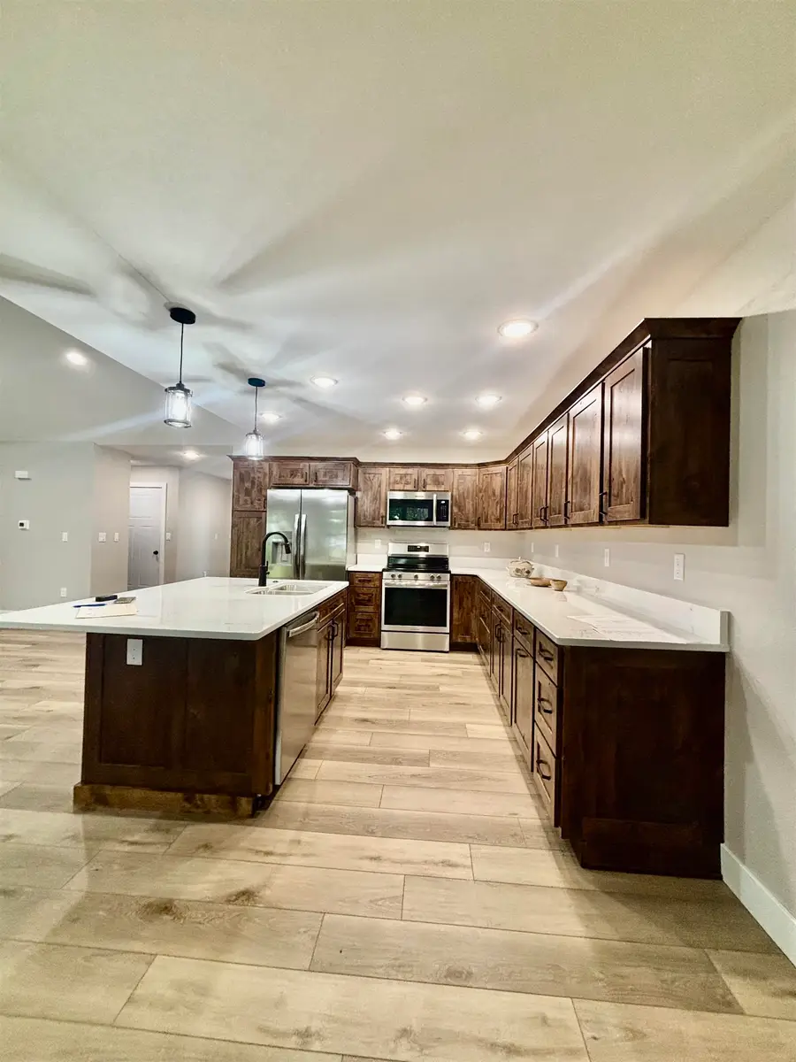 605 3rd Street, Delhi, IA 52223 - #3