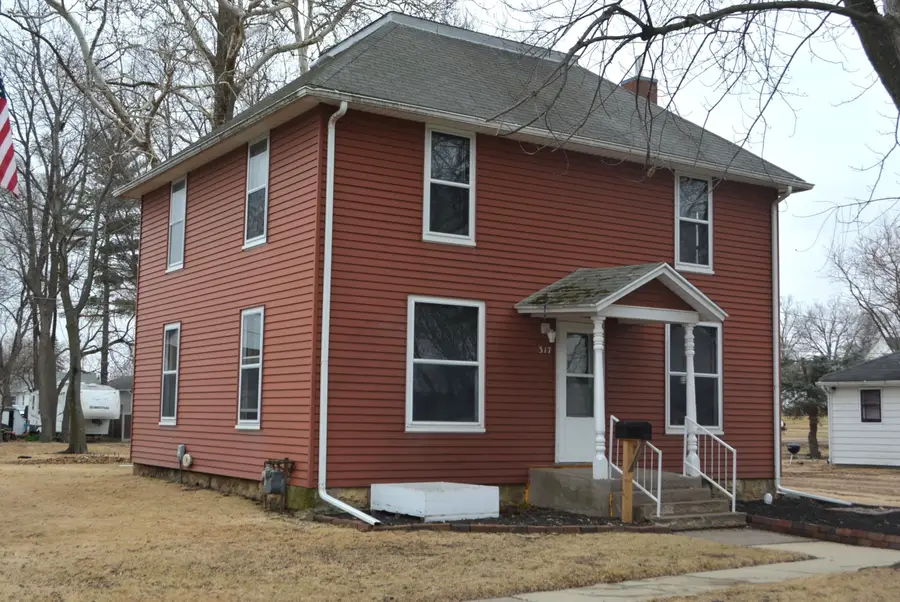 317 N Olive Street, Maquoketa, IA 52060 - #2