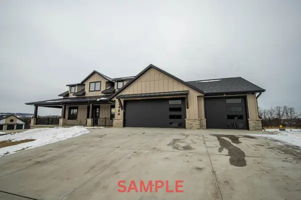 14294 Keegan Court, Dubuque, IA 52002