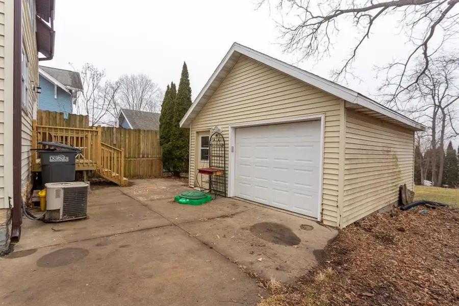 1021 Mount Loretta Avenue, Dubuque, IA 52003 - #2