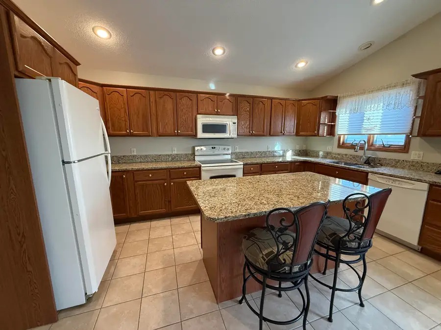 2319 Harvest View Drive, Dubuque, IA 52002 - #3