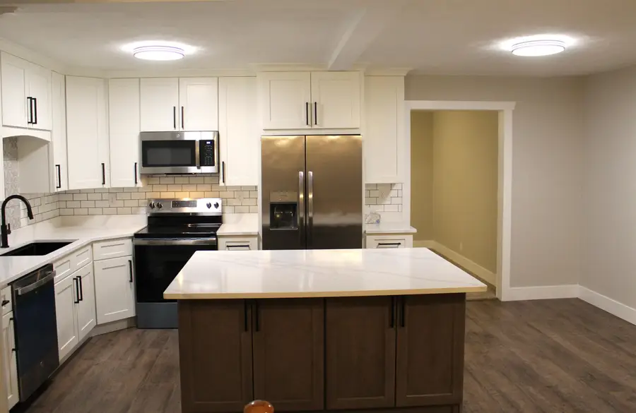 2071 Ellen Street, Dubuque, IA 52002 - #2