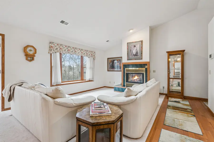 2690 Renaissance Unit 4 Drive, Dubuque, IA 52001 - #3