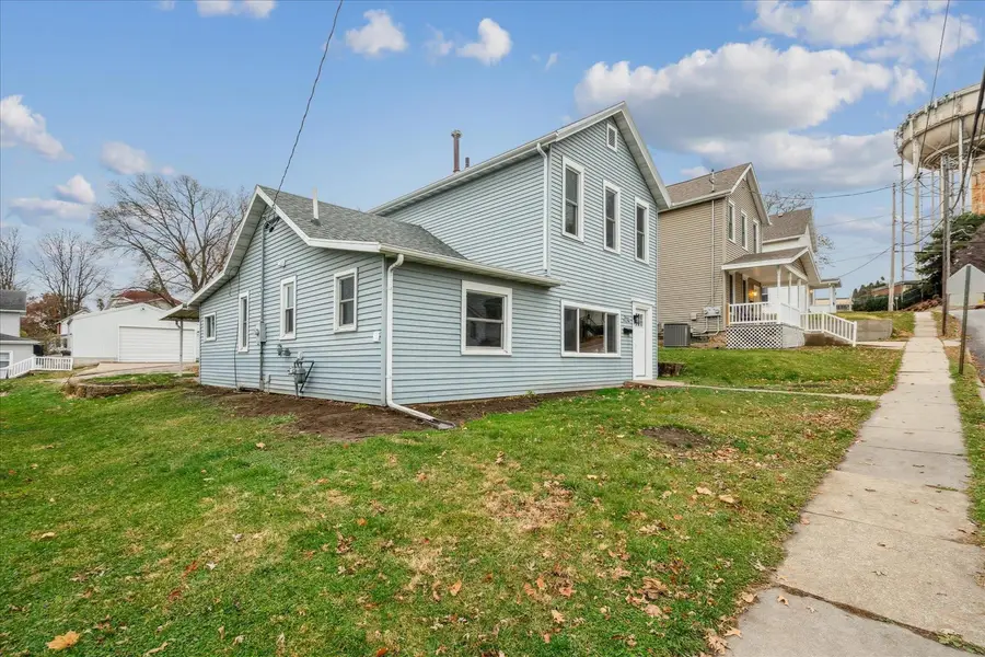1394 W 3rd Street, Dubuque, IA 52001 - #3