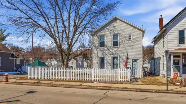 1203 Rhomberg Avenue, Dubuque, IA 52001