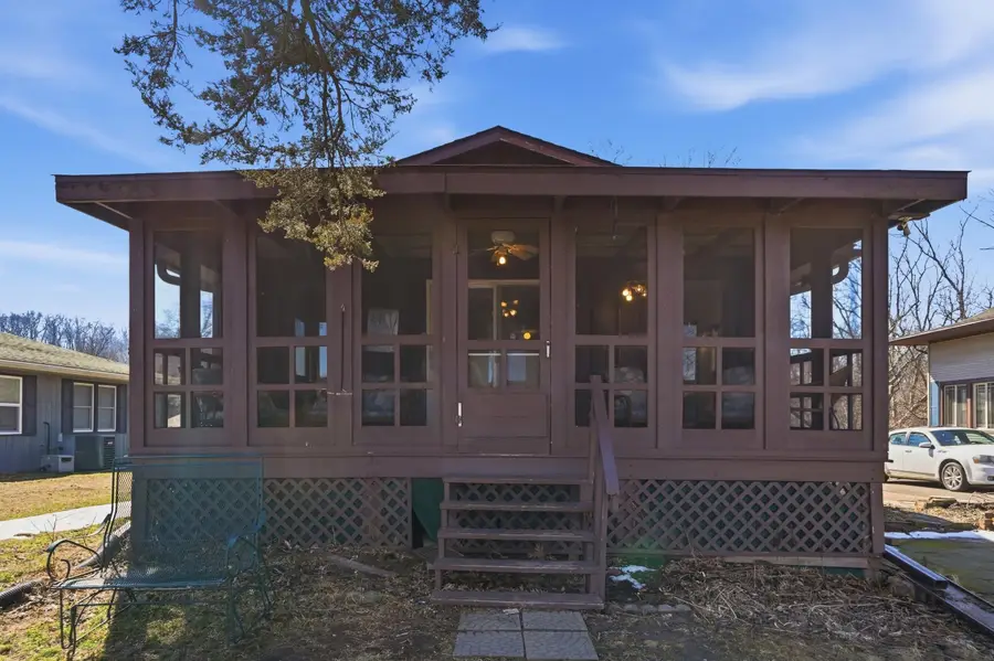 9948 Shawondassee Lane, Dubuque, IA 52003 - #3