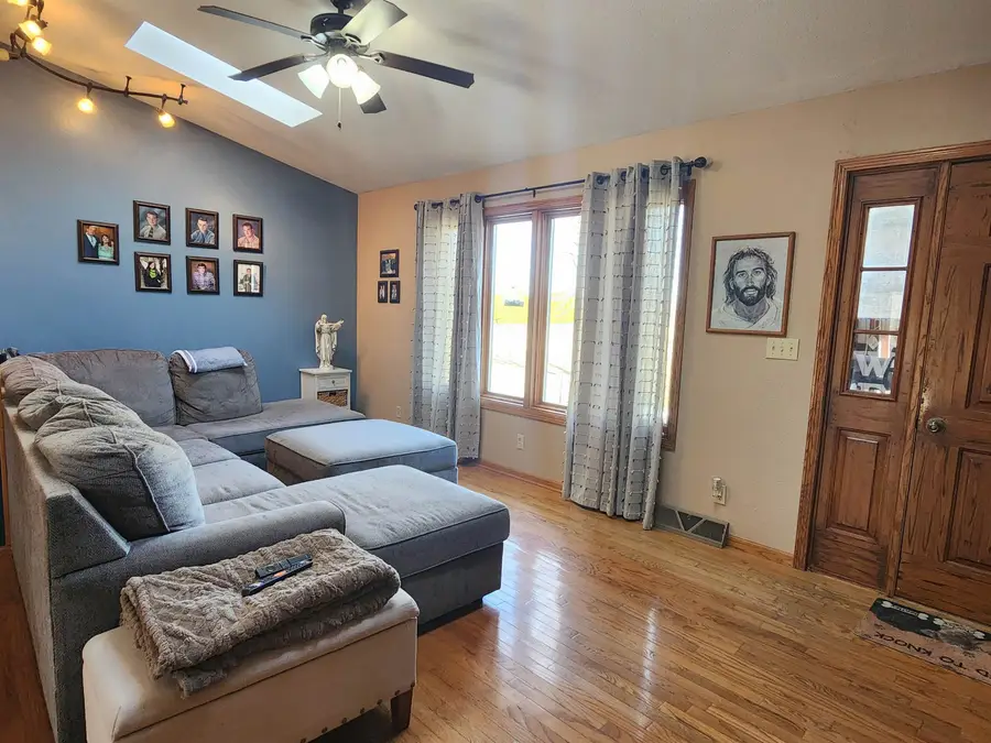 8 JFK Road, East Dubuque, IL 61025 - #3