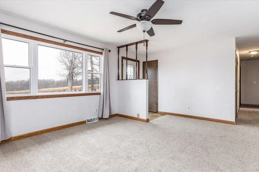 2892 Bennettville Road, Zwingle, IA 52079 - #3