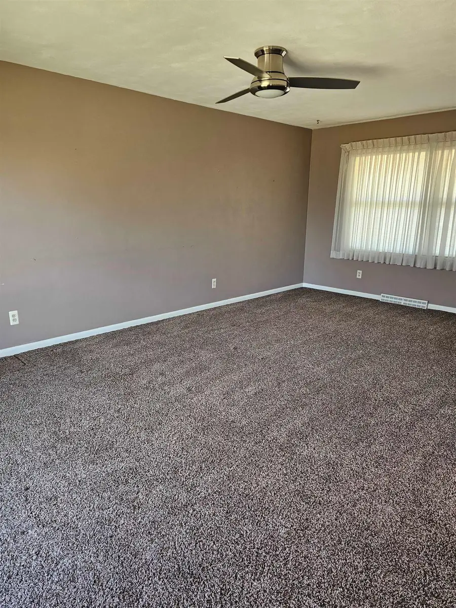 2990 Oak Crest Drive, Dubuque, IA 52001 - #2