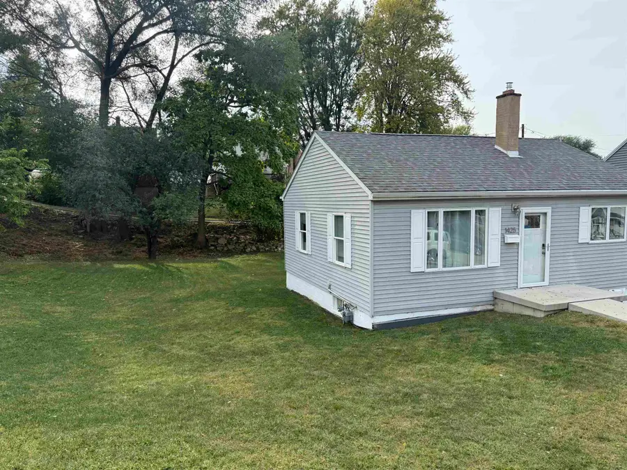 1425 Adair Street, Dubuque, IA 52001 - #2