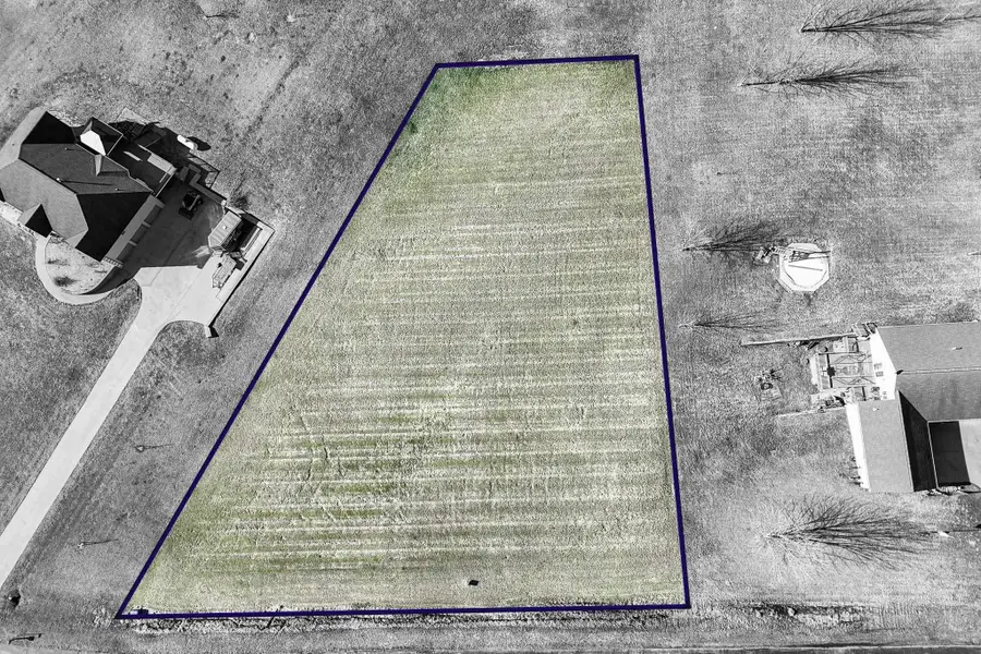 12677 Brentwood Court, Peosta, IA 52068 - #2