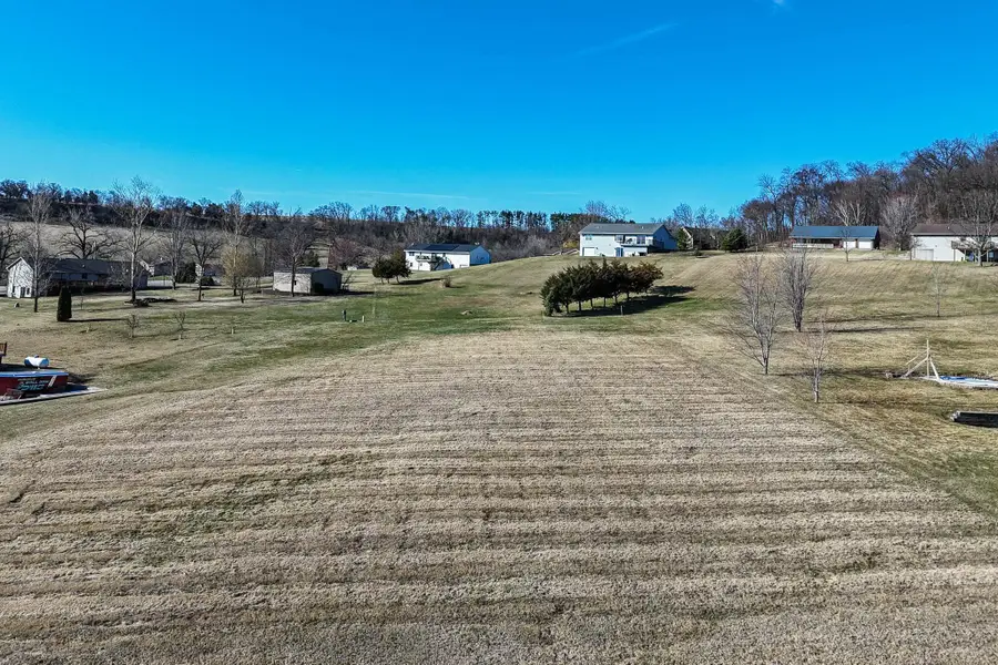 12677 Brentwood Court, Peosta, IA 52068 - #3