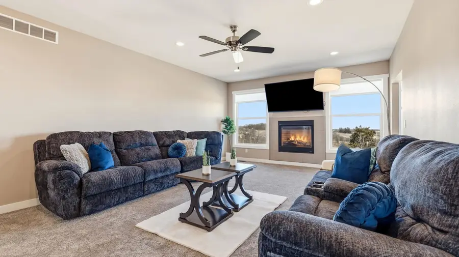 7019 Budd Road, Asbury, IA 52002 - #3